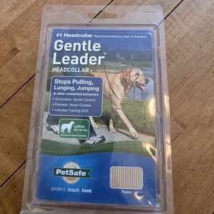 PetSafe Gentle Leader Headcollar in Fawn/Tan